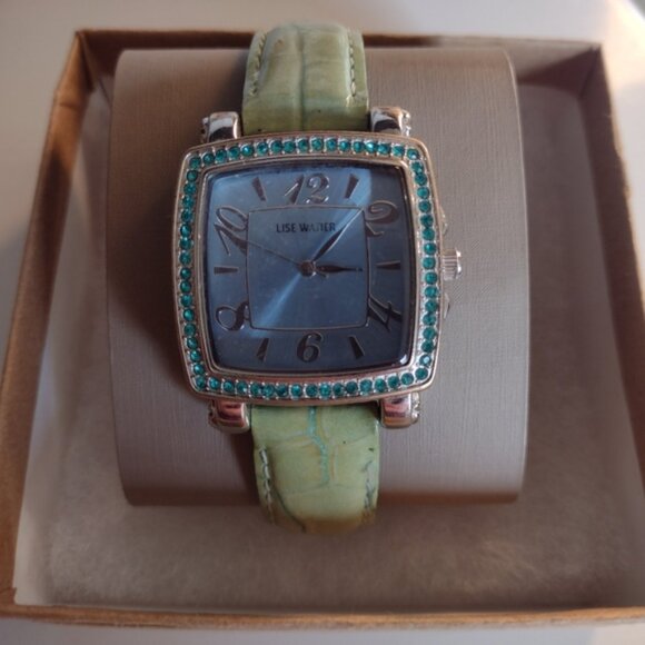 Turquoise Lise Watier Watch - Picture 2 of 3